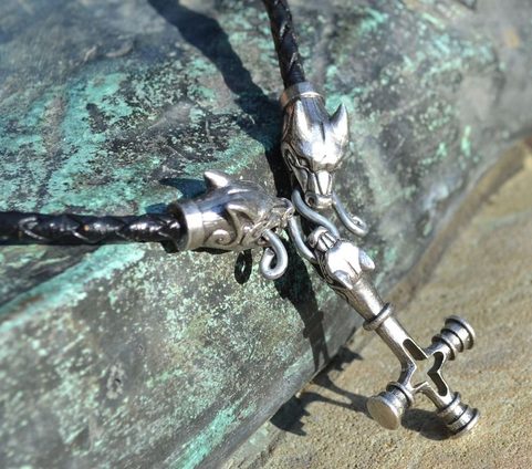 FENRIR - CROIX DE LOUP ISLANDAIS, COLLIER TRESSÉ