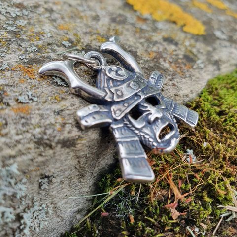 SAMURAI PENDENTIF EN ARGENT
