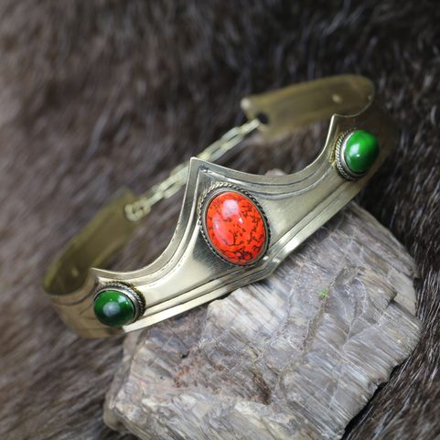 CARDIOLA - MEDIEVAL CROWN, BRASS AND GLASS