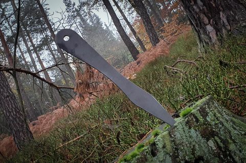 MUNINN THROWING KNIFE SANDED - 1 PIECE