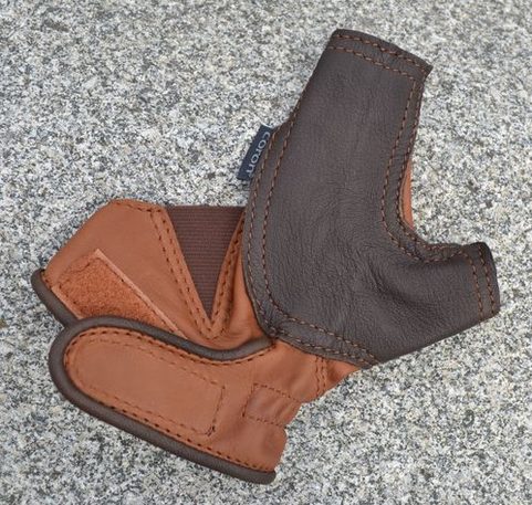 ARCHERY GLOVE, FINE LEATHER