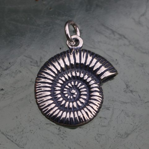 AMMONITE, STERLING SILVER PENDANT