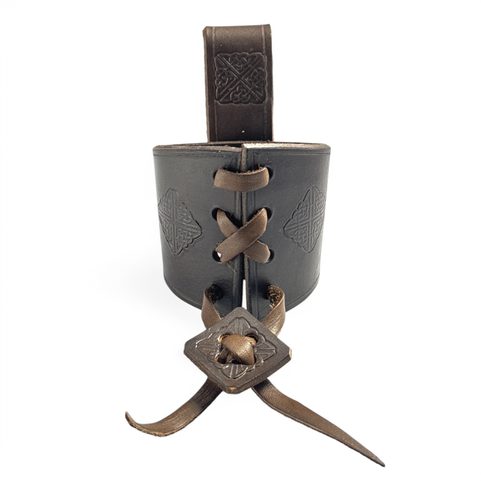 DRINKING HORN HOLDER - CELTICA, BROWN
