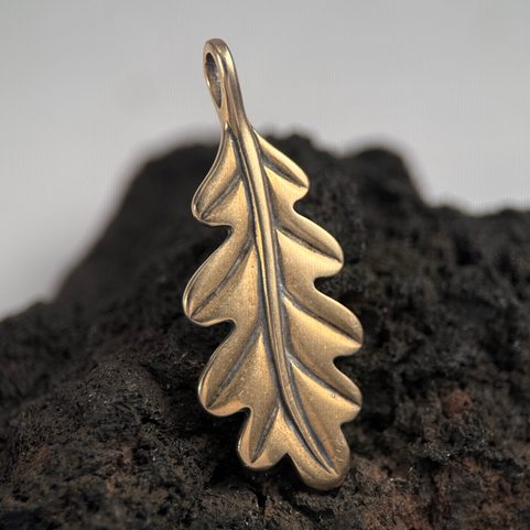 OAK LEAF, BRONZE PENDANT
