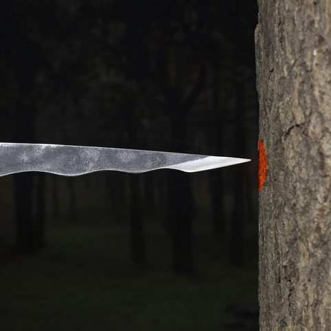 FLAMED BLADE, THROWING KNIFE