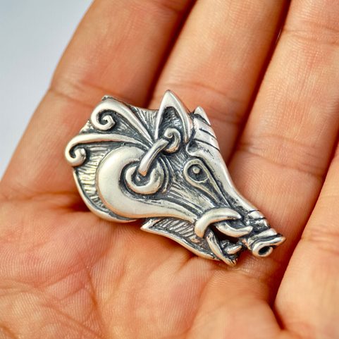 SANGLIER CELTIQUE - TÊTE, PENDENTIF EN ARGENT