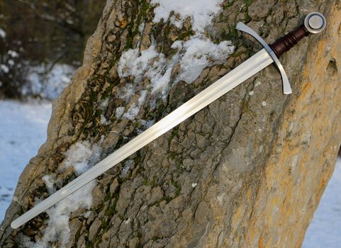 MORNA ONE-HANDED SWORD FULL TANG