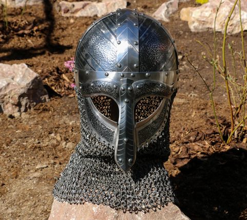 NJORD, CASQUE DE VIKING AVEC CAMAIL D'ARMURE
