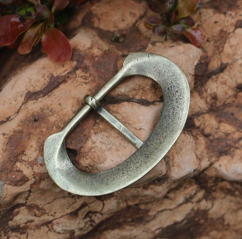 BELT BUCKLE, EARLY MIDDLE AGES, ZINC, ANT. BRASS