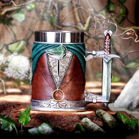 LORD OF THE RINGS FRODO TANKARD 15.5CM