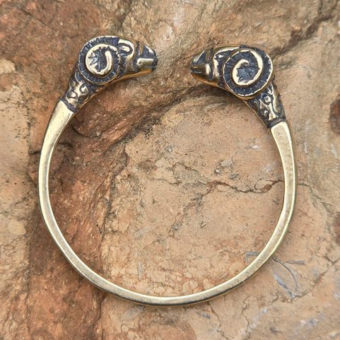 BÉLIER - BAGUE, ROME ANTIQUE, IIIÈME SIÈCLE, BRONZE