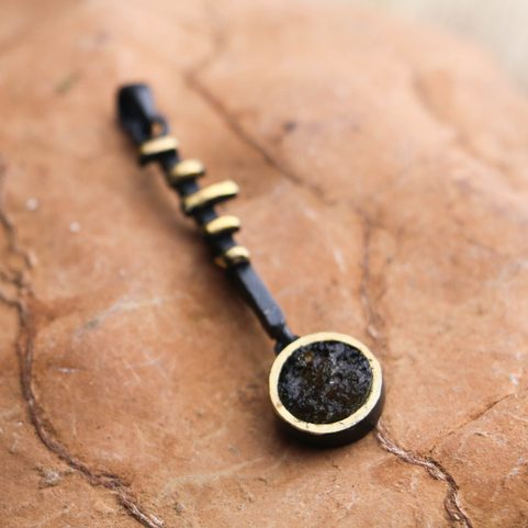 THAYA SILVER PENDANT WITH MOLDAVITE, GOLD PLATED