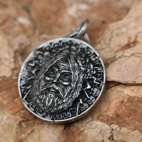ZEUS, DIEU GREC, PENDENTIF EN ZINC