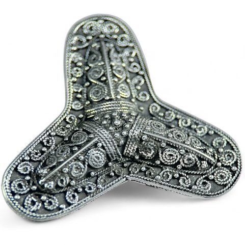 VIKING TREFOIL BROOCH, STERLING SILVER, 29 G