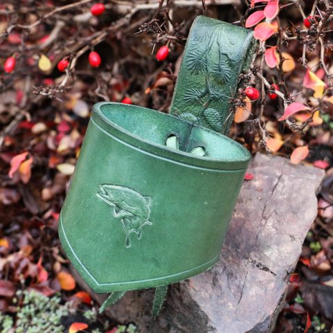 PORTE-CORNE EN CUIR DE POISSON - CADEAU POUR LES PÊCHEURS