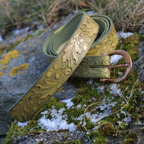 QUERCUS, LEATHER BELT WITH OAK LEAVES, OLIVE GREEN