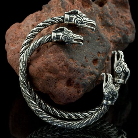 DRAIG - CELTIC DRAGON, STERLING SILVER BRACELET, 39 G.