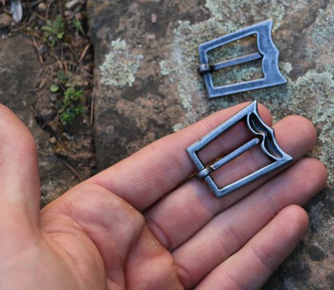 HISTORICAL BUCKLE II, COLOUR SILVER