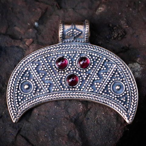 LUNITSA, CRESCENT MOON, FERTILITY PENDANT, BRONZE, GARNETS
