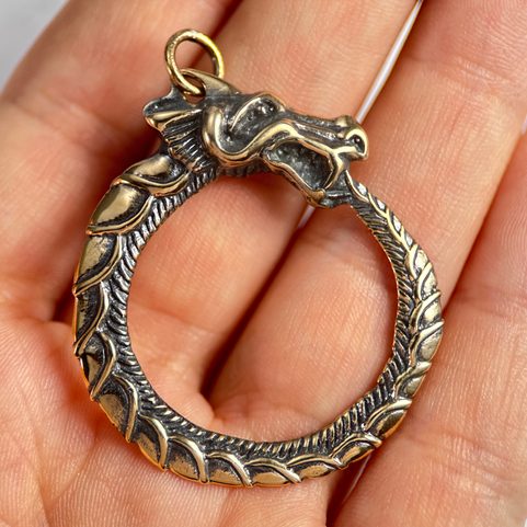 JORMUNGANDR, PENDENTIF EN BRONZE SERPENT DE MIDGARD, UROBOROS