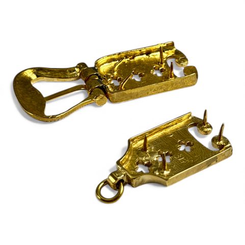 ENSEMBLE DE CEINTURES, 24 MM, ANGLETERRE, XVE SIÈCLE