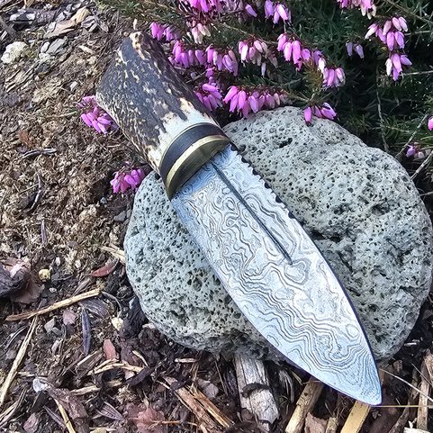 SGIAN DUBH, SCOTTISH KNIFE - DAMASCUS STEEL