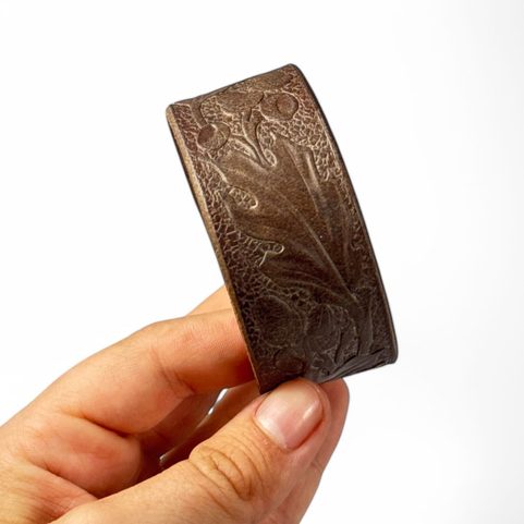 OAK LEAVES, LEATHER BRACELET - DARK BROWN