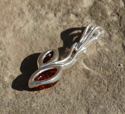 ARINA, AMBER PENDANT, STERLING SILVER