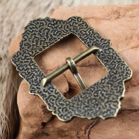 ALBA SCOTTISH BELT BUCKLE WITH THISTLE ANT. BRASS