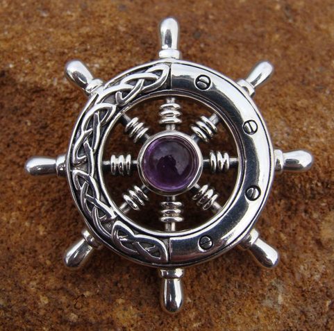 SHIP HELM SIVER PENDANT