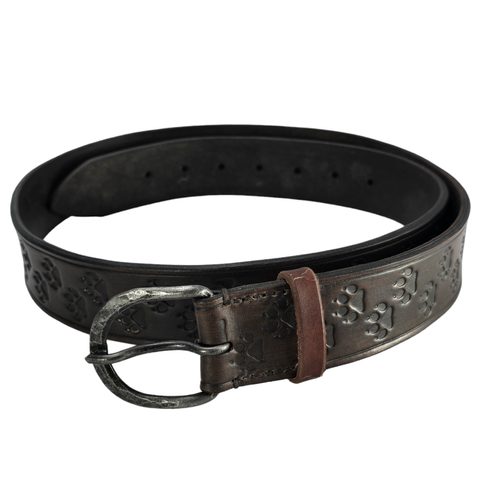 CEINTURE EN CUIR, TRACES DE LOUP