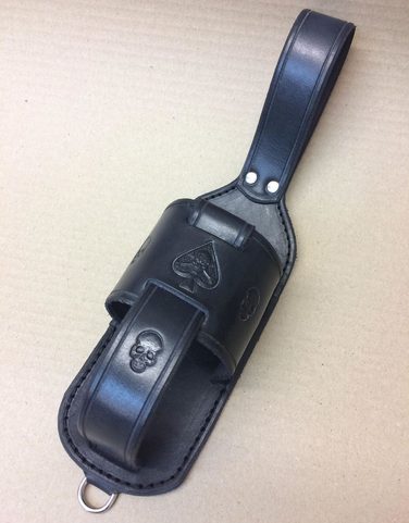 SKULL, DOSENHALTER AUS LEDER