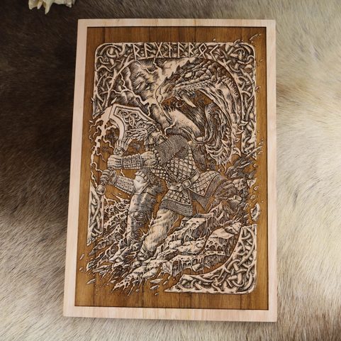 THOR WALL DECORATION 22X33CM