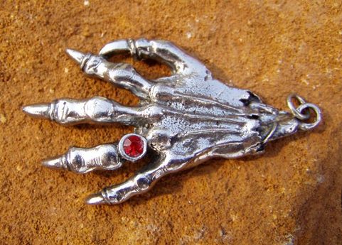 HAND OF A DEAD MAN - AMULET