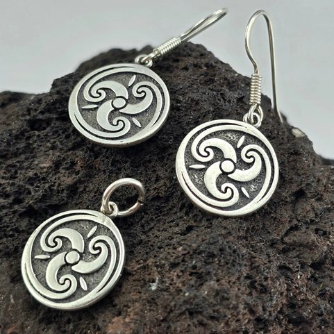 FIRE - WATER - AIR, TRISKEL, JEWELLERY SET AG 925/1000