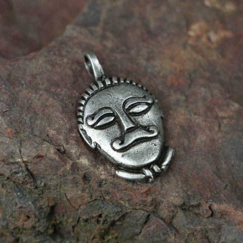 CELTIC HEAD, MSECKE ZEHROVICE, BOHEMIA, ZINC PENDANT, ANTIQUE SILVER