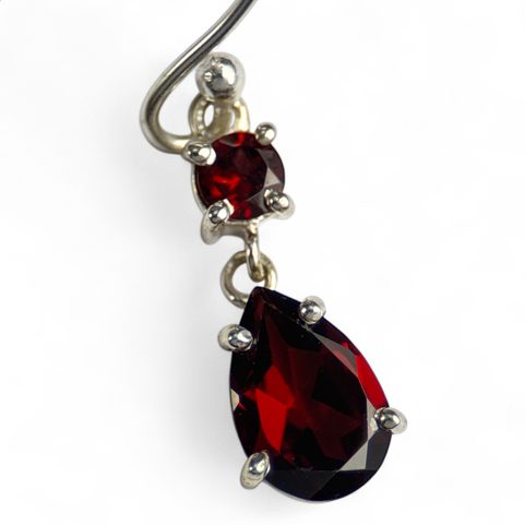 KYANE, BOUCLES D'OREILLES EN ARGENT, GRENAT, AG 925/1000