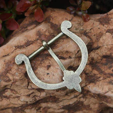 FLEUR DE LIS BELT BUCKLE, MIDDLE AGES - ANTIQUE BRASS