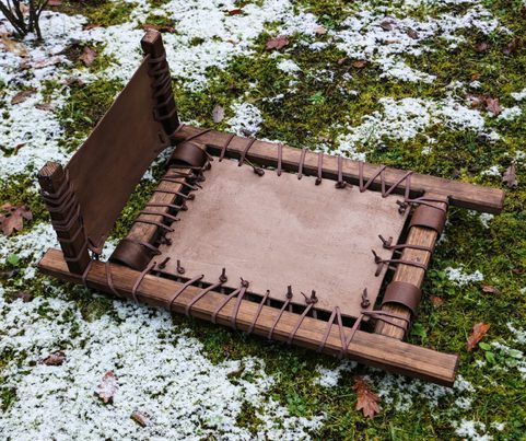 BACKPACK - WOODEN AND LEATHER - BUSHCRAFT