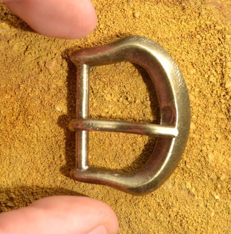 HISTORICAL BUCKLE FOR UNIVERSAL USAGE