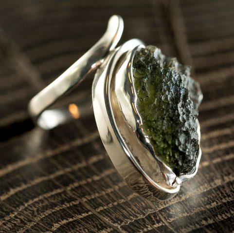 NATURAL MOLDAVIT, RING, SILVER 925
