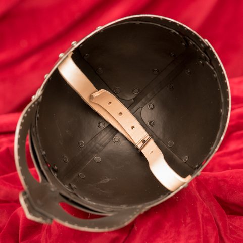 NJAL, VIKING HELMET