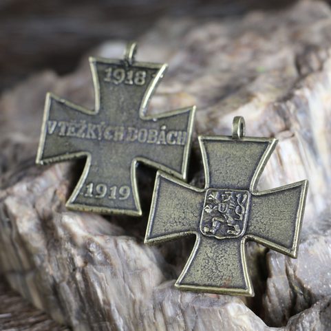 CROSS IN HARD TIMES 1918-1919, REPRODUCTION, ANTIC BRASS