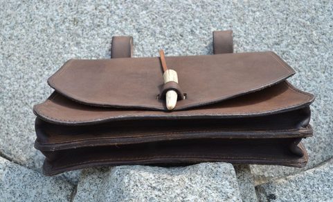 LARGE CAPACITY LEATHER BAG WITH ANTLER