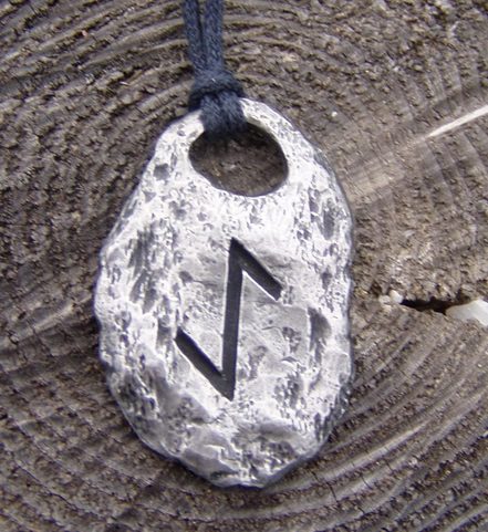 IHWAZ - RUNENAMULETT