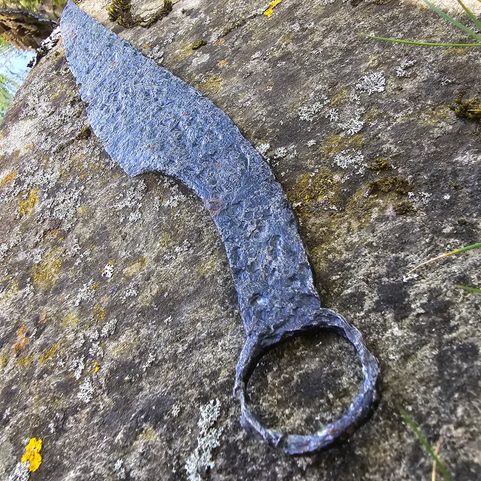 CELTIC KNIFE OPPIDUM, EXACT REPLICA OF KNIFE FROM BOHEMIA, BLACK
