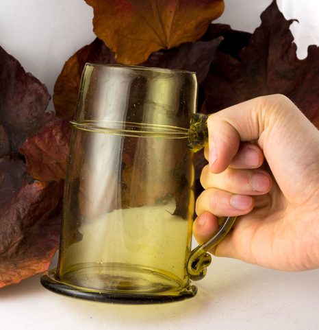 GLASS TANKARD, BOHEMIA, 17TH CENTURY