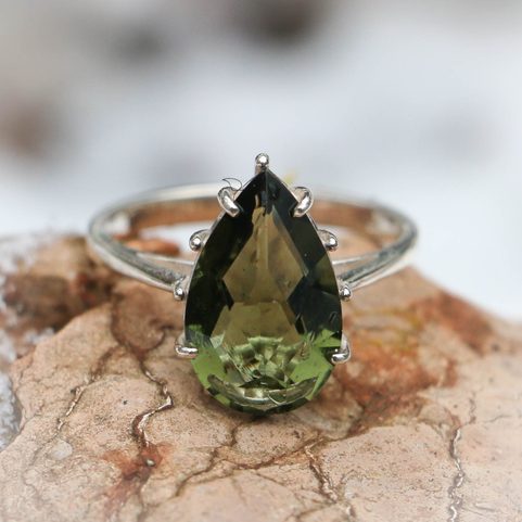 GABRETA, LUXURY SILVER RING WITH CZECH MOLDAVITE