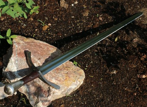 HAROLD SINGLE HANDED MEDIEVAL SWORD