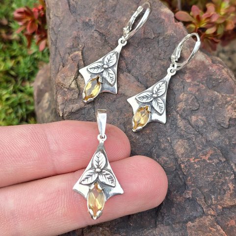 SHAMROCK, PENDANT, SILVER 925 AND CITRINE
